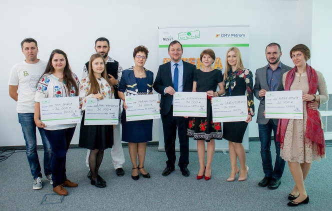 350.000 de euro pentru comunitati: OMV Petrom creeaza 10 afaceri sociale prin programul Fabricat in Tara lui Andrei