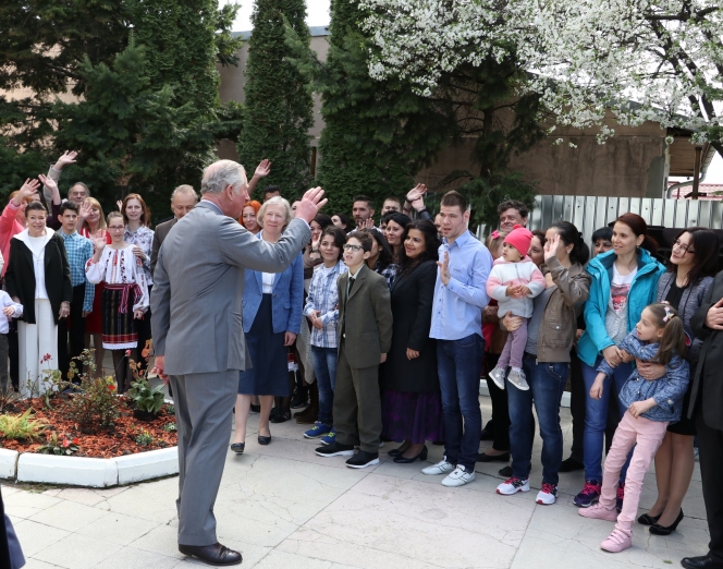 Altețea Sa Regală Prințul Charles al Marii Britanii i-a vizitat pe copiii și tinerii îngrijiți de Fundația FARA