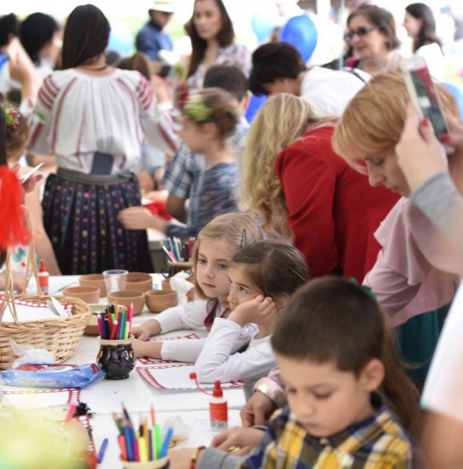 Peste 1000 de copii sunt ajutați anual prin programele Fundației Principesa Margareta a României