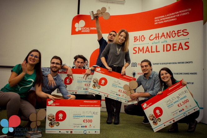 IziBAC, Smiles for the future și Teen Tank, câștigătorii Social Impact Award România 2017