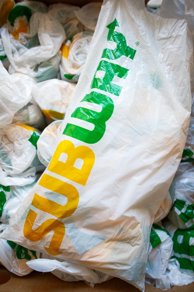 SUBWAY® donează 1000 de sandwich-uri într-o campanie caritabilă de Crăciun