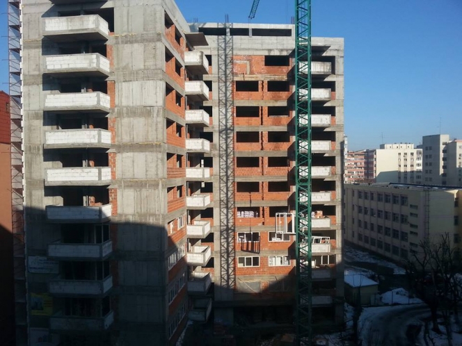 GIC “Luptă pentru strada ta” a obţinut în instanţă anularea autorizaţiei de construcţie şi demolarea blocului de 10 etaje din Aleea Luncşoara 2B