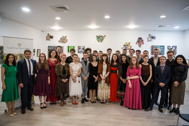 O nouă generație de bursieri Tinere Talente s-a prezentat în cadrul evenimentului IDENTITĂŢI – expoziție și recital