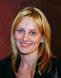 Angela  Galeta