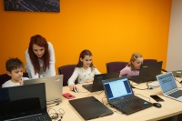 Kids in Tech - un club de tehnologie si programare in fiecare scoala