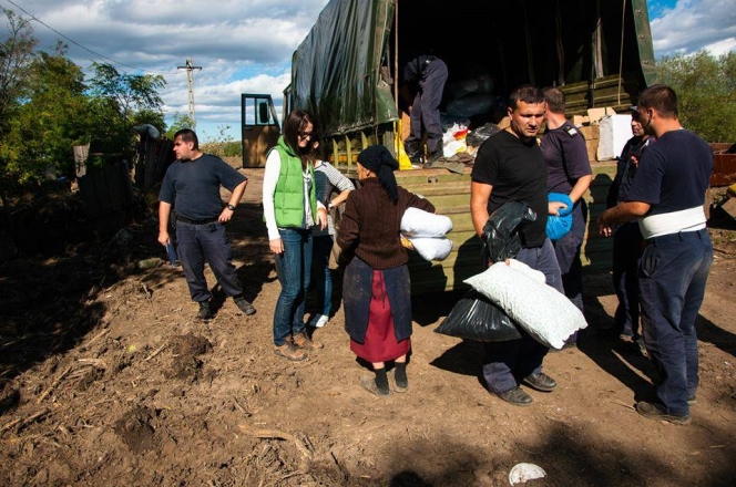 Ajutoarele stranse in urma evenimentului caritabil „Ai grija de semenii tai” au ajuns in satul Lupele