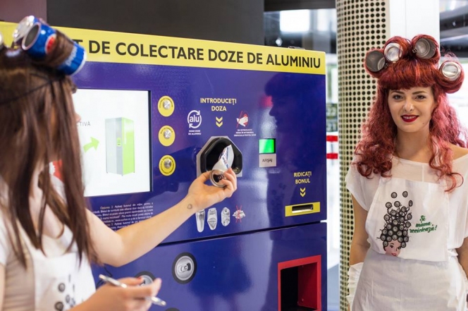 Românii au colectat 100.000 de doze de aluminiu în campania „Și mama reciclează!”, într-o lună și jumătate de la lansare