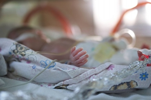 Salvați Copiii dotează Secția de Neonatologie a Spitalului Universitar de Urgență București