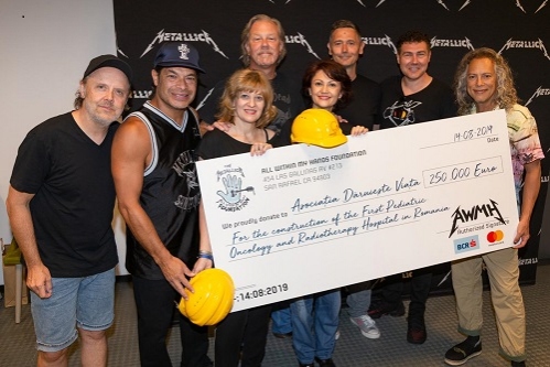 Trupa Metallica a donat 250.000 de euro pentru inițiativa #NoiFacemUnSpital